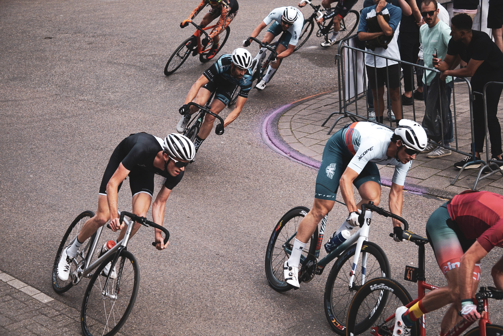 The NL Crit Series brings fixed gear racing back RAW Cycling Magazine